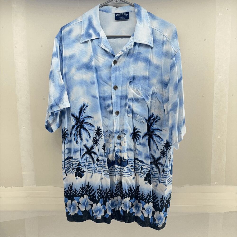 Pacific &‎ Co Hawaiian Shirt Mens Large Blue Boats Floral Palm Trees Skyline